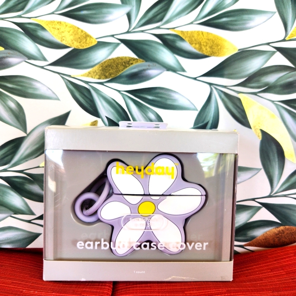 Heyday Purple and White Daisy Airpod Headphone Case Gen 3